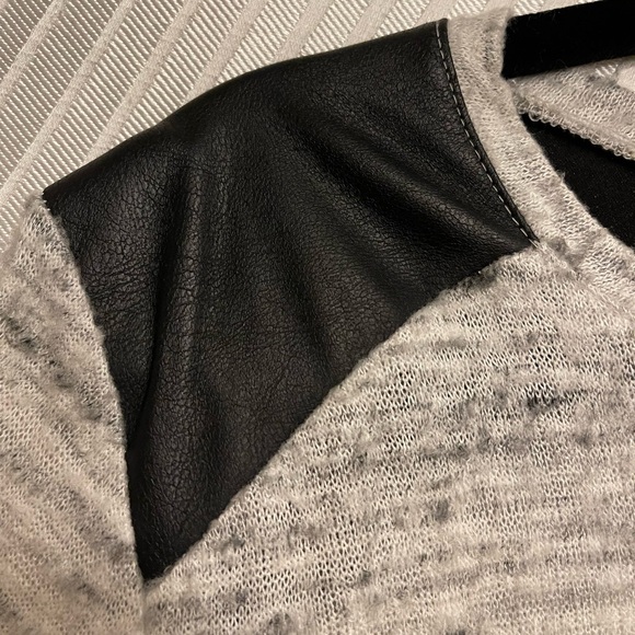 Generation Love Sweater - Picture 3 of 5